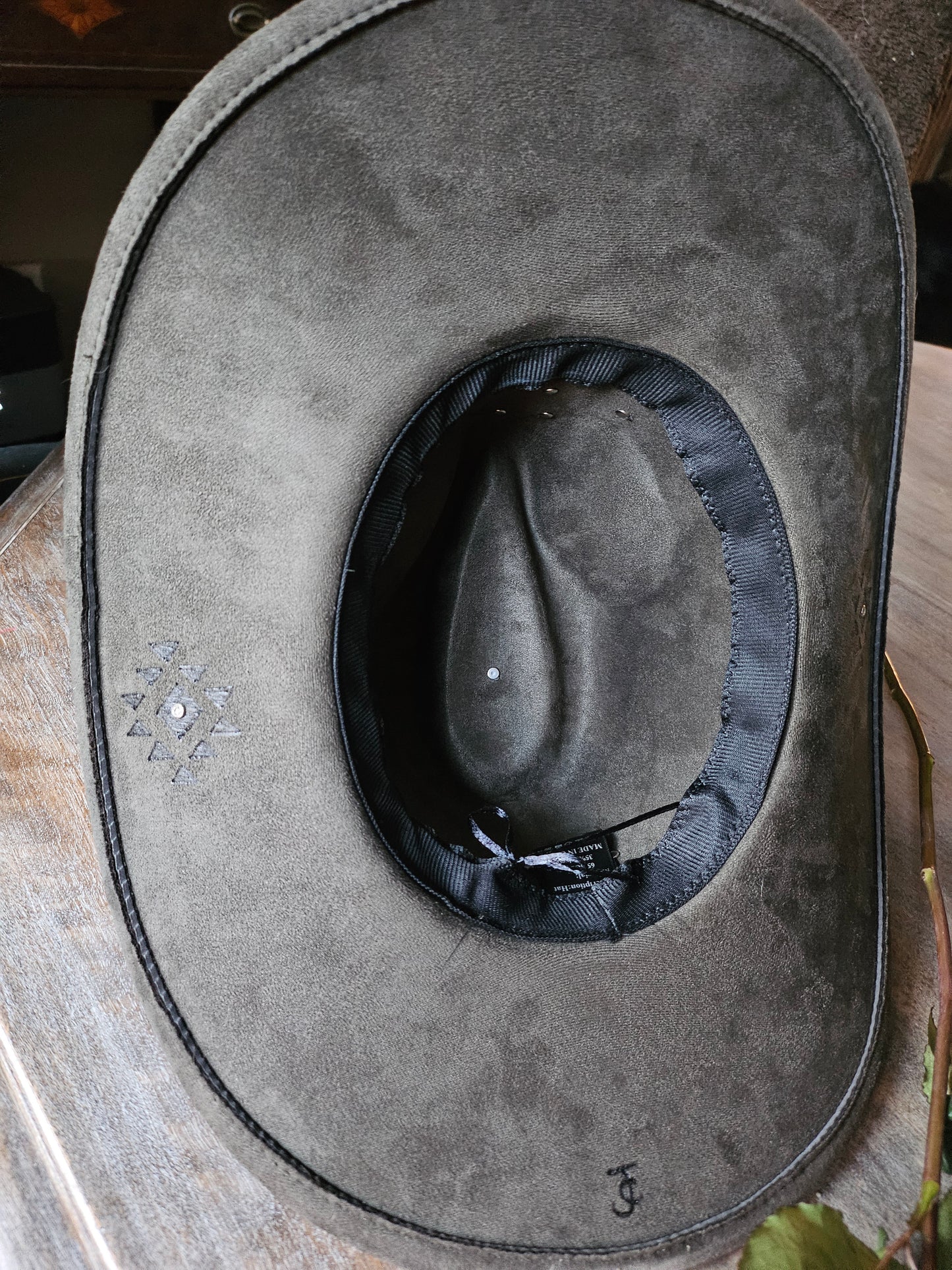 Suede cattleman's cowboy hat custom burned