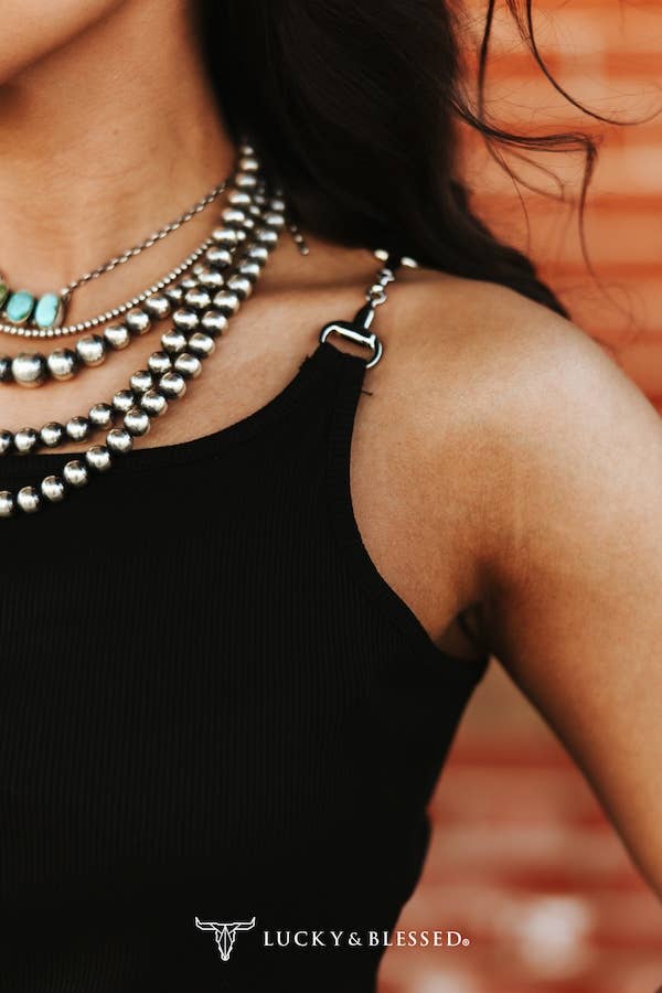 Black Ribbed Horse Bit Strap Sleeveless Tank Top