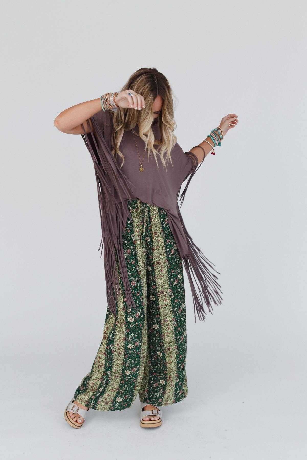 Western Showstopper Fringe Top - Mocha