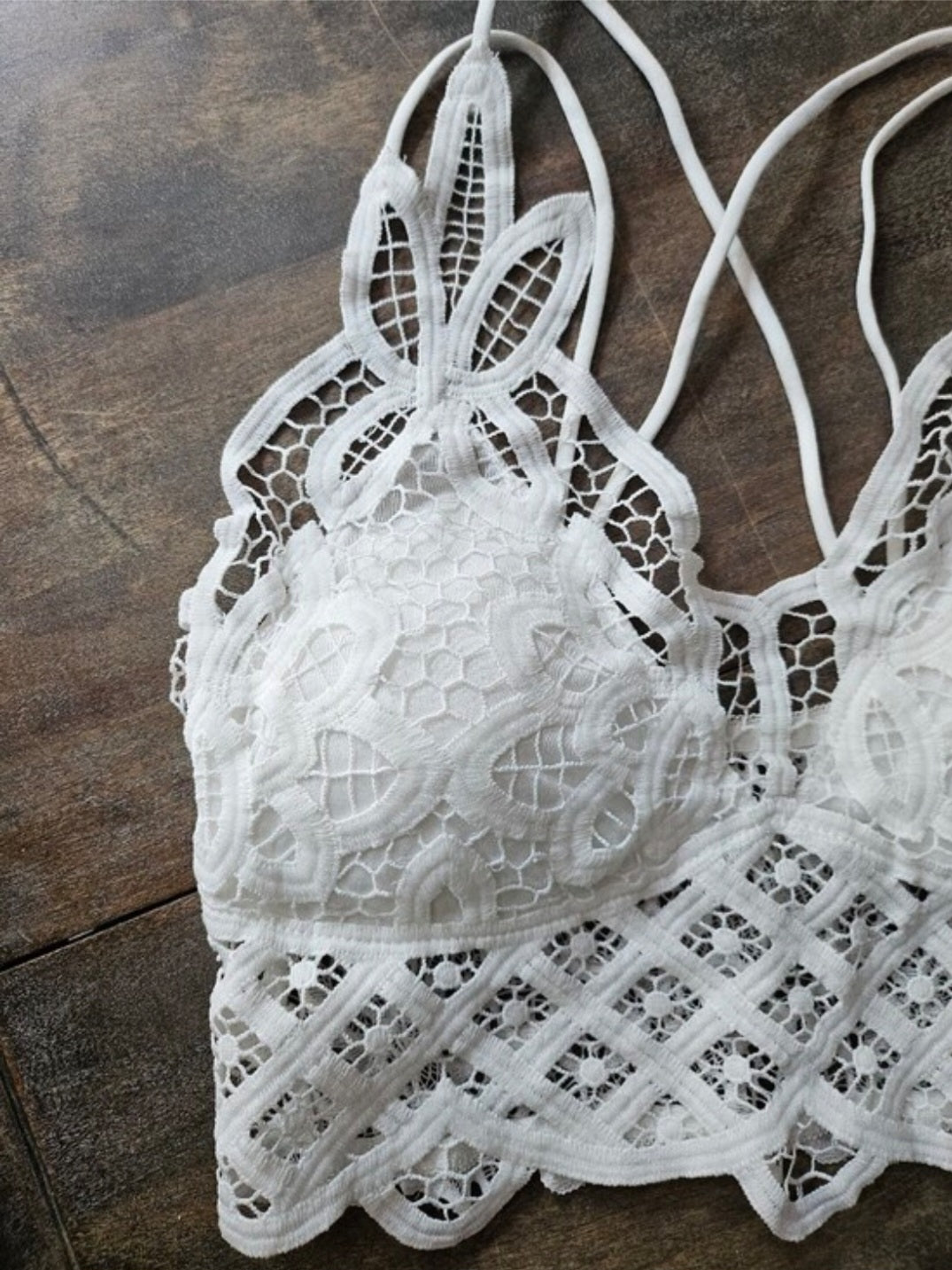 White lace bralette with padding